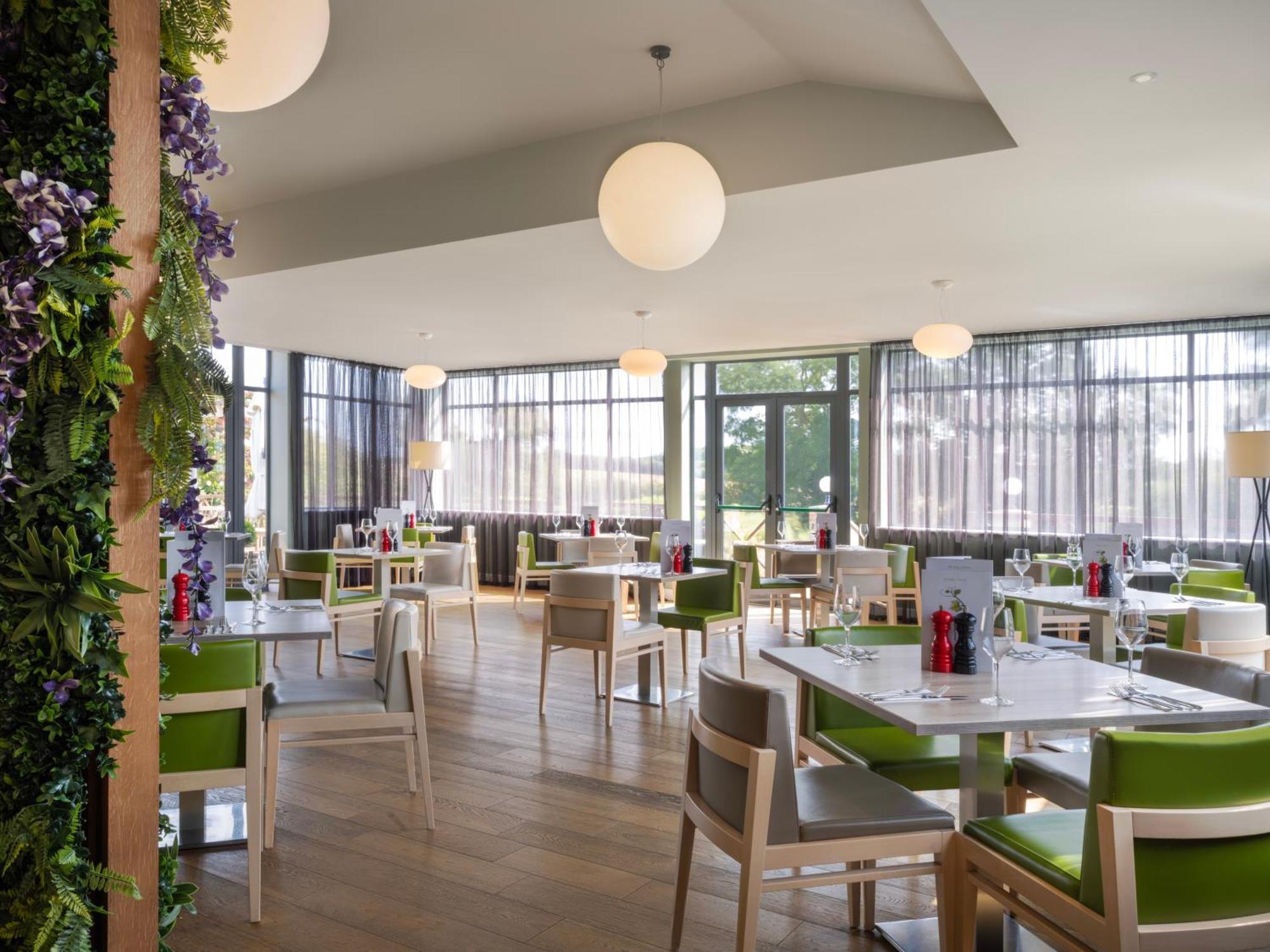 Holiday Inn Huntingdon Racecourse By Ihg Eksteriør billede