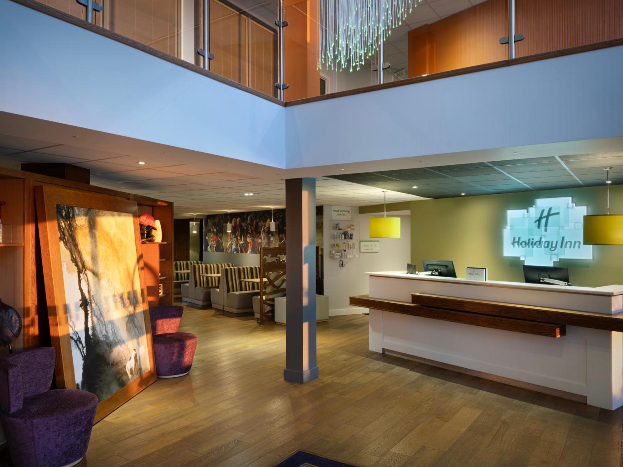 Holiday Inn Huntingdon Racecourse By Ihg Eksteriør billede