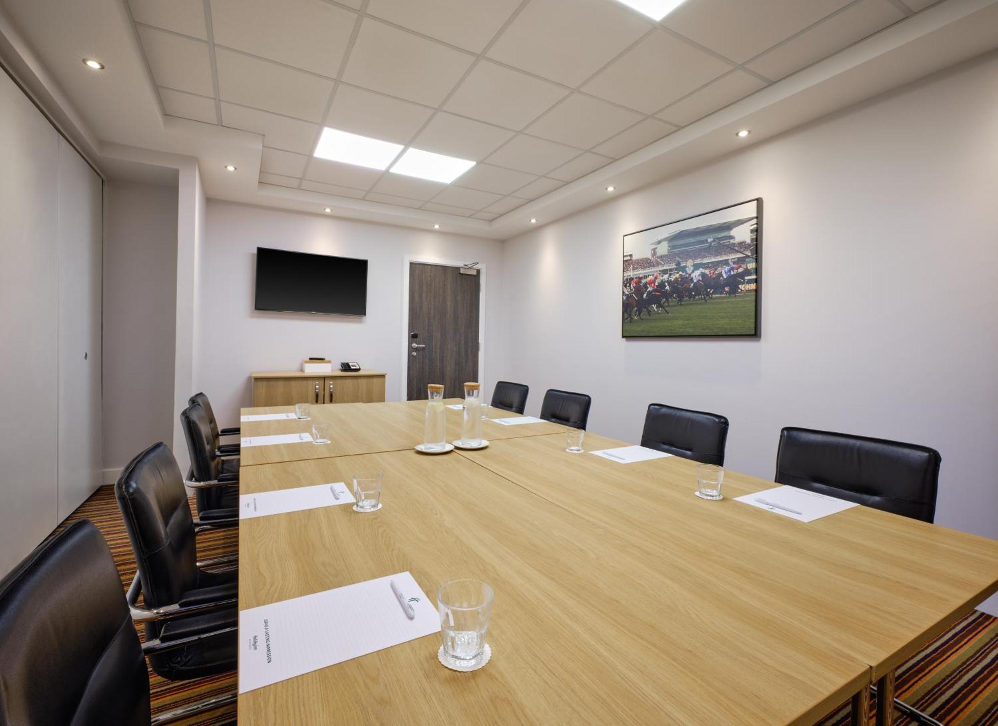 Holiday Inn Huntingdon Racecourse By Ihg Eksteriør billede