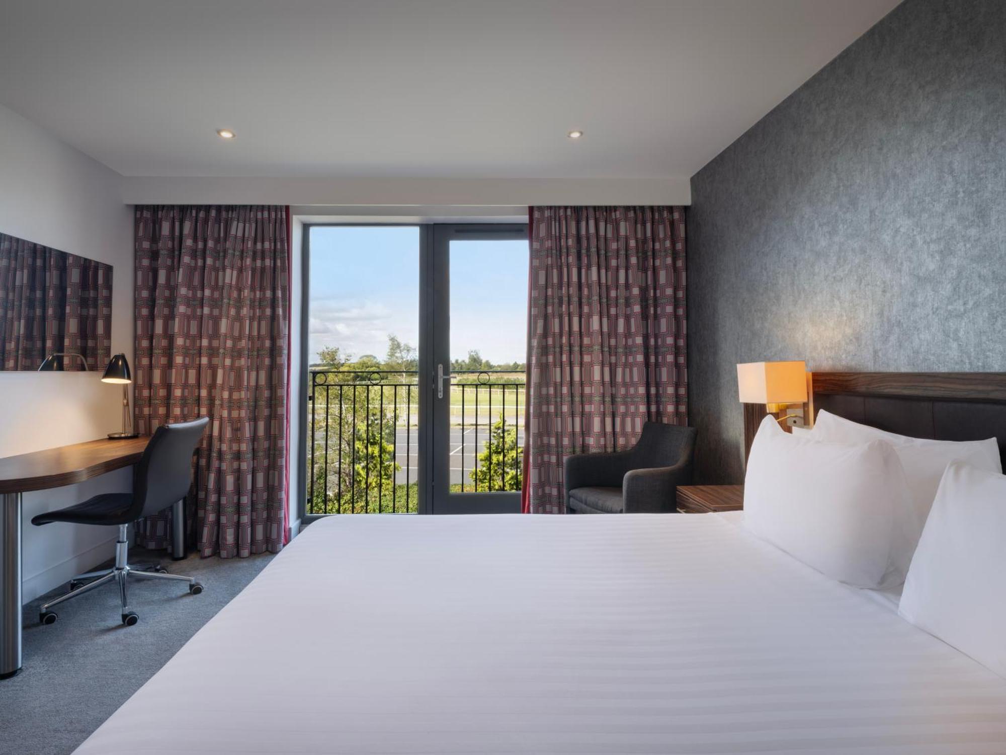 Holiday Inn Huntingdon Racecourse By Ihg Eksteriør billede