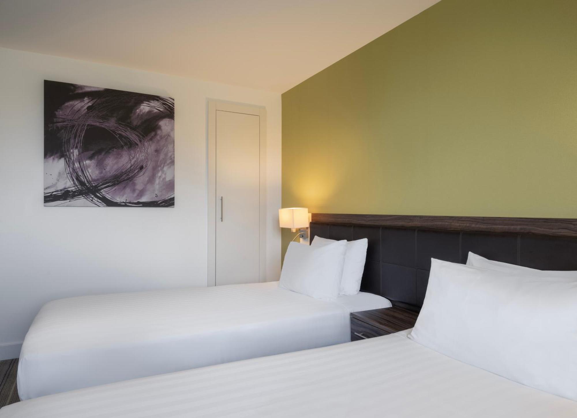 Holiday Inn Huntingdon Racecourse By Ihg Eksteriør billede