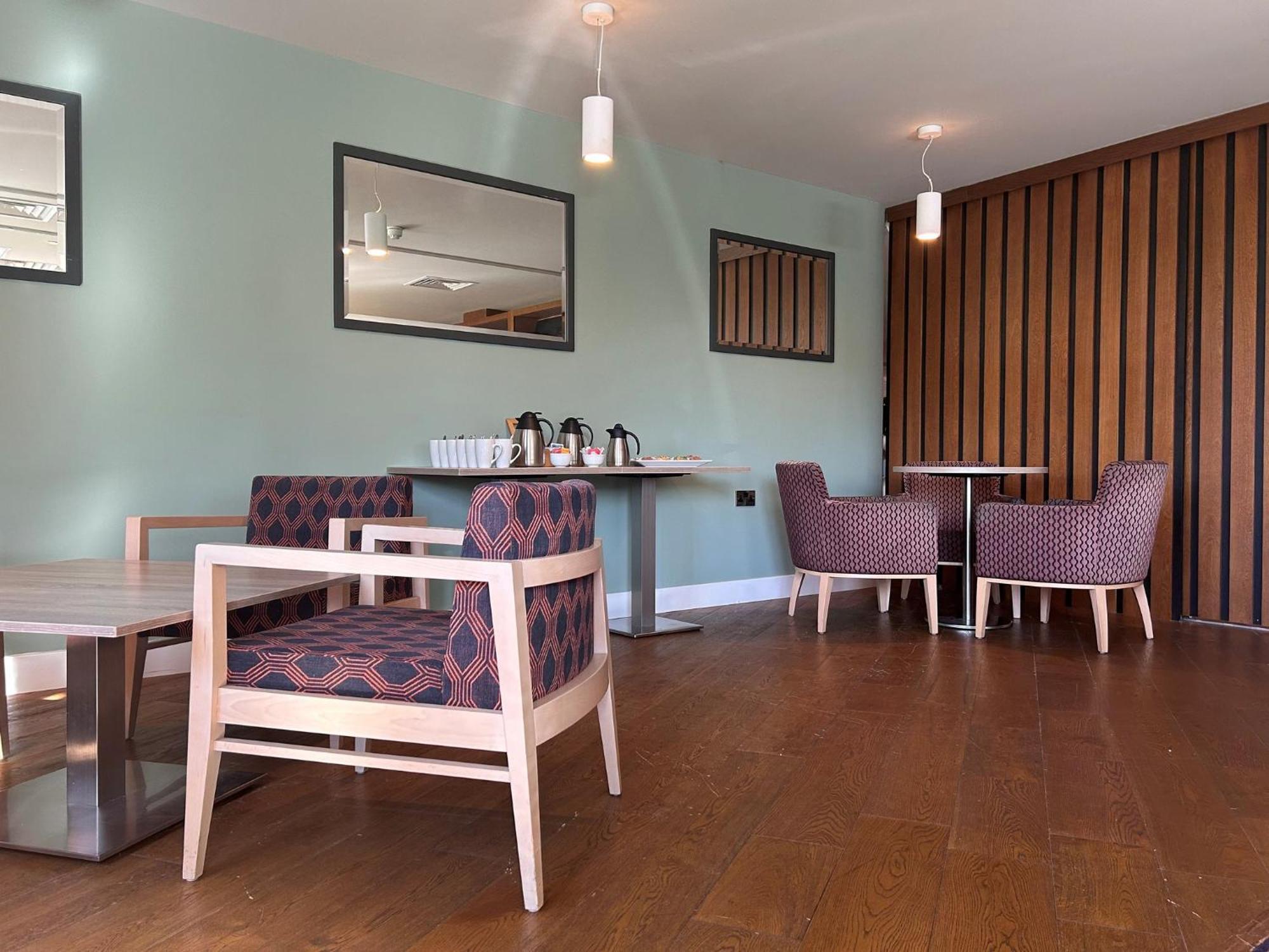 Holiday Inn Huntingdon Racecourse By Ihg Eksteriør billede