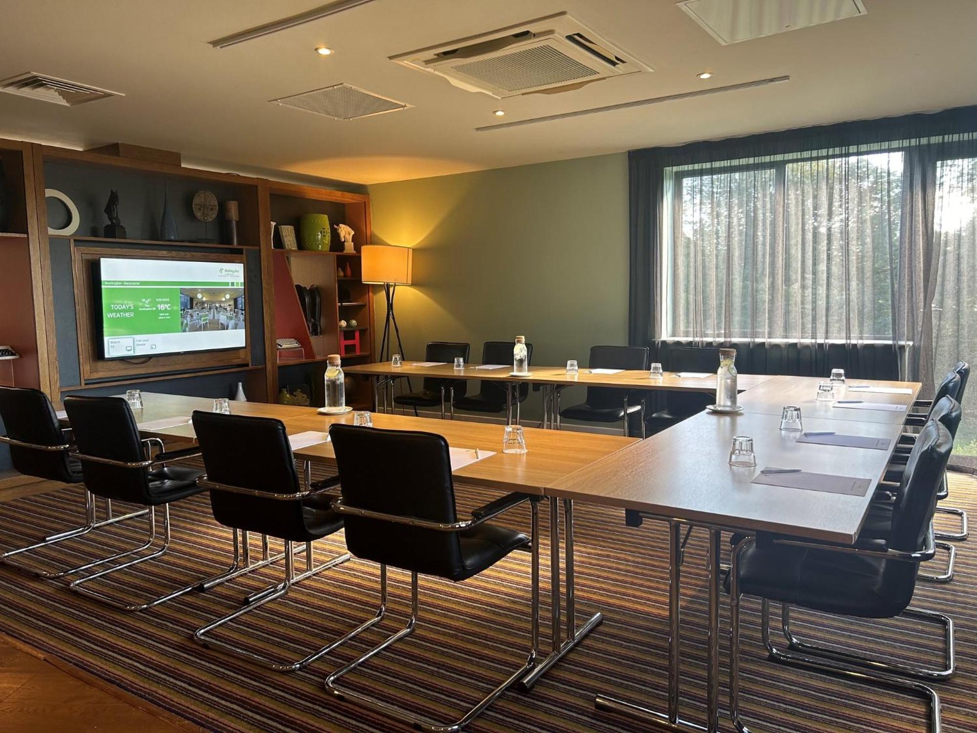 Holiday Inn Huntingdon Racecourse By Ihg Eksteriør billede